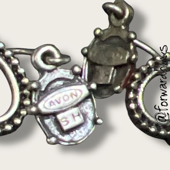 Earring Set of 3 Various Pair - (1) Avon Ladybug - 2 Unbranded - Picture 7 of 8